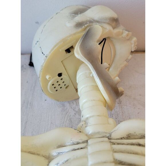 Spearhead 1994 AS IS skeleton hanging Halloween prop decor - Picture 11 of 15